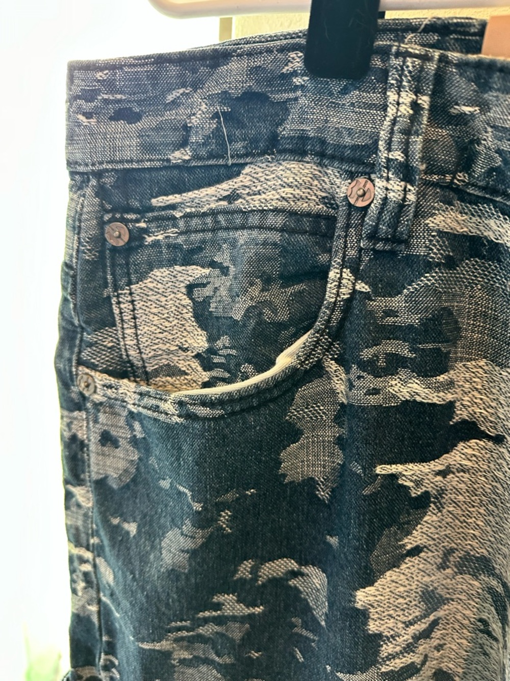 Armor Jeans AJS695 Blue Cargo Jacquard Stacked Denim Jeans Size 40x36 - Picture 4 of 14